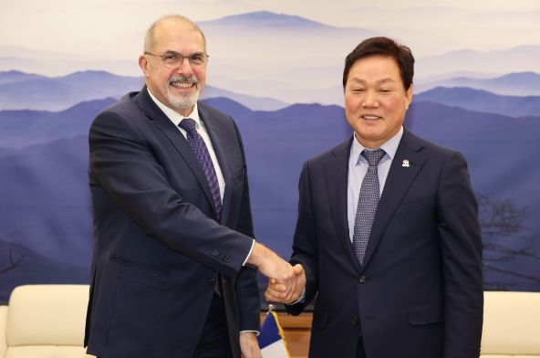 박완수 경남도지사, 필립 르포르 주한프랑스대사 접견