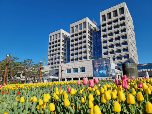 진주시청 전경사진