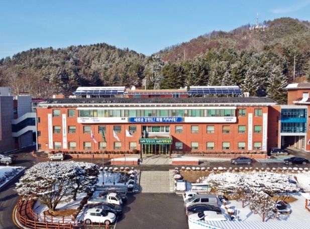 양구군 가족센터-고용노동부, 결혼이민자 취업지원 업무협약