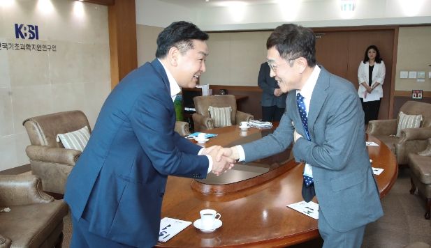 국가 과학기술분야 연구기관 방문-한국기초과학지원연구원-신형식 원장