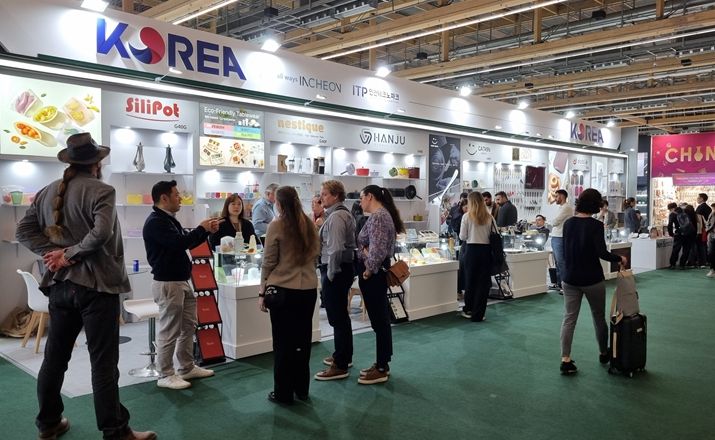 인천 소재 중소기업이 ‘2025 해외전시회 단체참가 지원사업’을 통해 2025년 2월 7일부터 11일까지 독일 프랑크푸르트에서 열린 소비재전에 참가하고 있다.