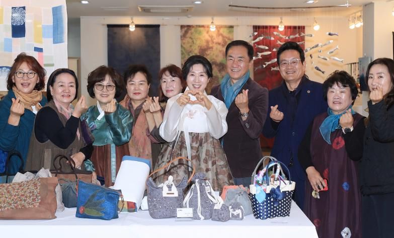 평택시 천연염색연구회, 제11회 천연염색 전시회 개최