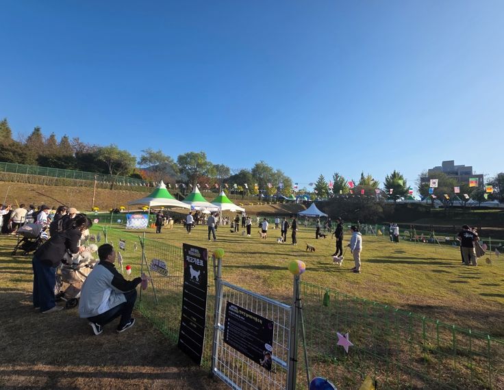 사천시 반려문화축제 ‘우주 댕런 펫스타 4000’ 성황리에 마무리