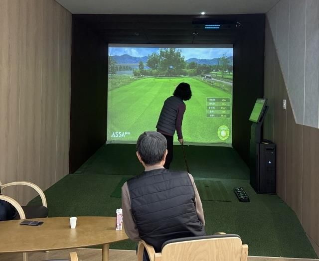 여의도 브라이튼 스포츠 라운지 내부(실내 파크골프장)