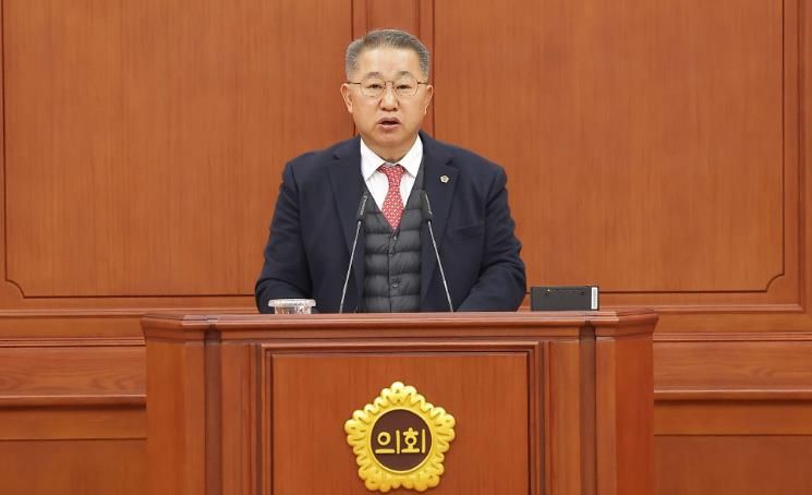 대전시의회 이한영 의원, 더불어민주당 통합법안 강력 비판