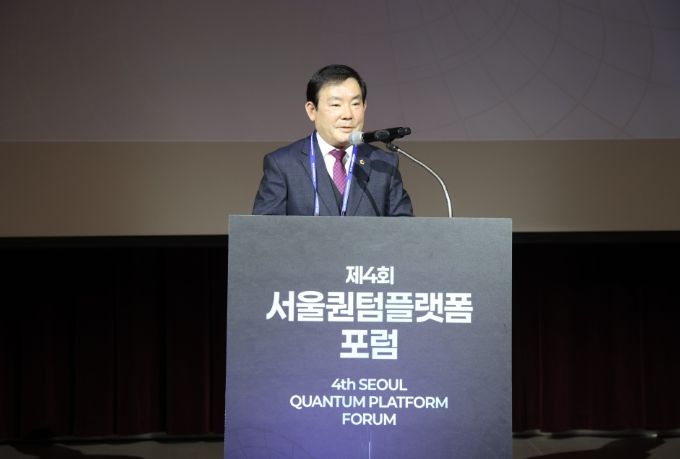 축사하는 임춘대 기획경제위원장